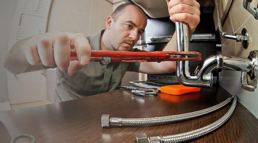 Expert burst pipe repair services in Cynthiana, OH